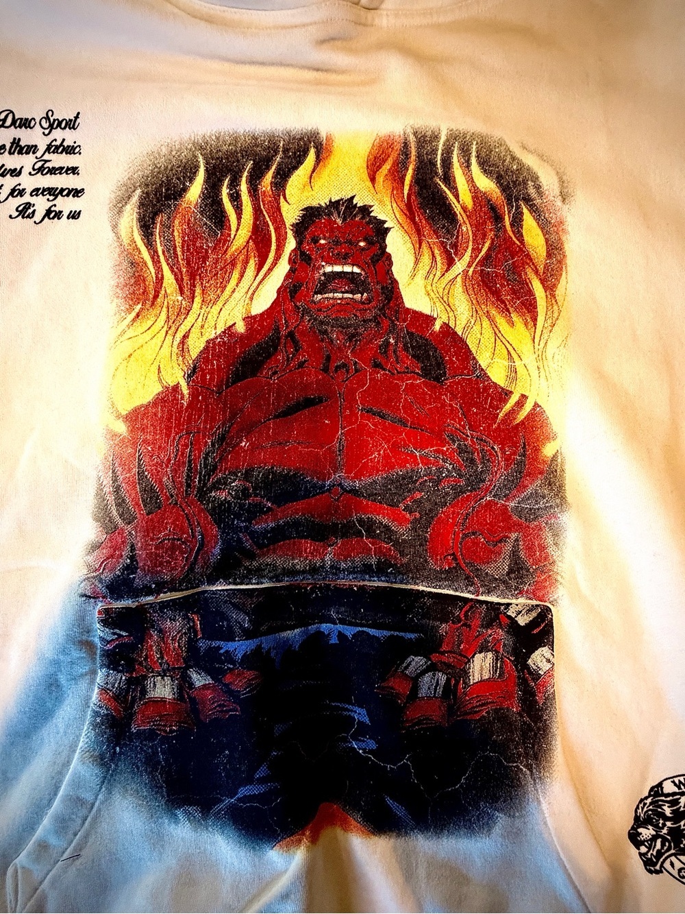 Darc Sport ‘Red Hulk’ Cream Colored Hoodie with Red Flame Artwork - Size L - NWT - Picture 3 of 7